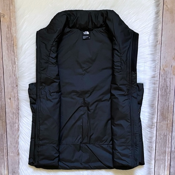 The North Face Women’s Everyday Insulated Black Vest - Picture 4 of 11